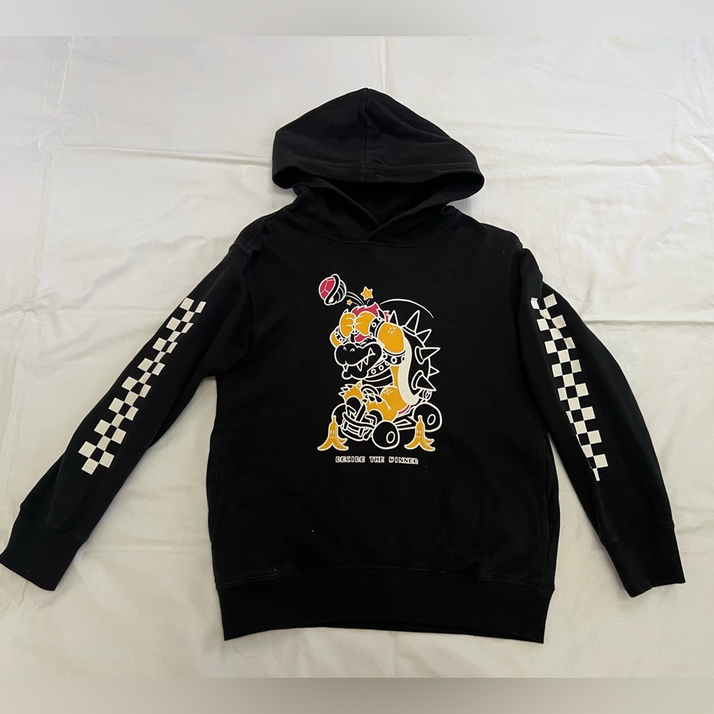 Uniqlo Mario Bowser Black Hoodie for kids (9/10)